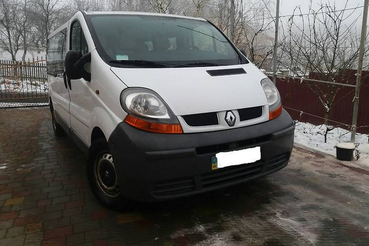 В Одессе грабители отобрали у туриста фургон Renault Trafic